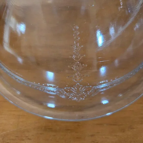 Vintage Medium Size Glass Bowl with Lid - Picture 3 of 9